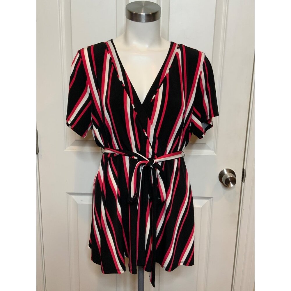 Torrid Black Pink White Striped V-Neck Top, Size 1 | 1X